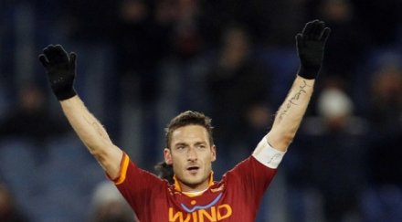 реферите успяха спрат устрема рома