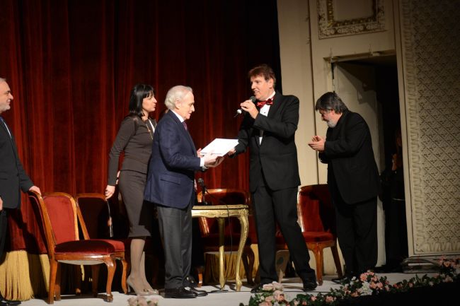 Хосе Карерас в театъра на Гена Димитрова (снимки)