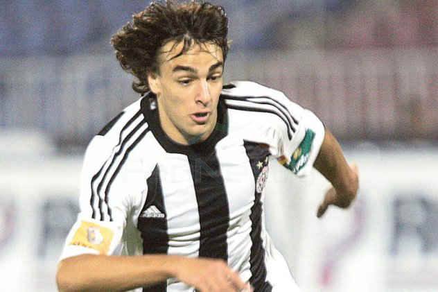 Челси договори талант номер 1 на Сърбия