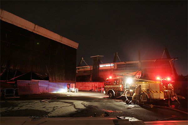 Футболисти запалиха базата на клуба си