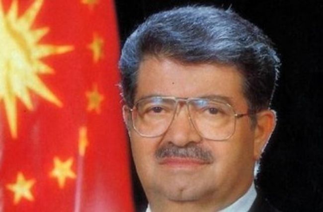 Тургут Йозал не е бил отровен