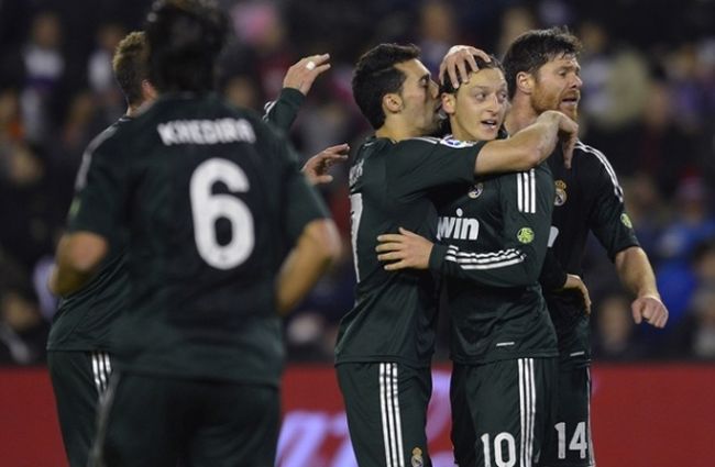 Реал Мадрид се измъкна от провал срещу Валядолид