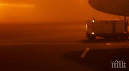 първо пик страховита мъгла софийкото летище забави полета варна софия