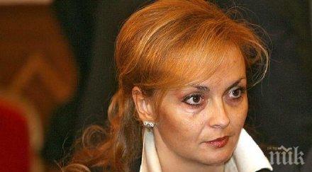 полина карастоянова била съм стюардеса научило отговорност