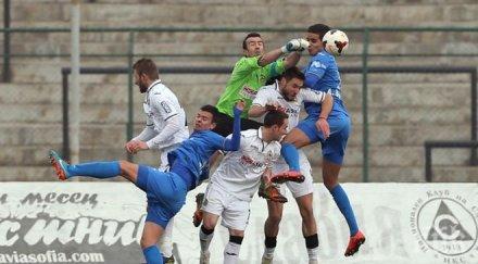 драма овча купел славия води левски изгониха белаид гол ръка