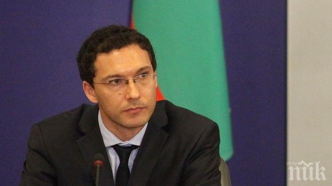 Министър Митов настоя за отпадане на европейския мониторинг
