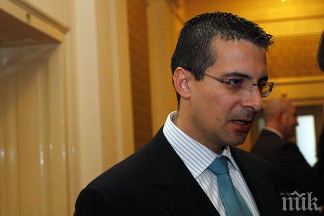 Български демократичен център е коректив на управлението, категоричен е Светлин Танчев