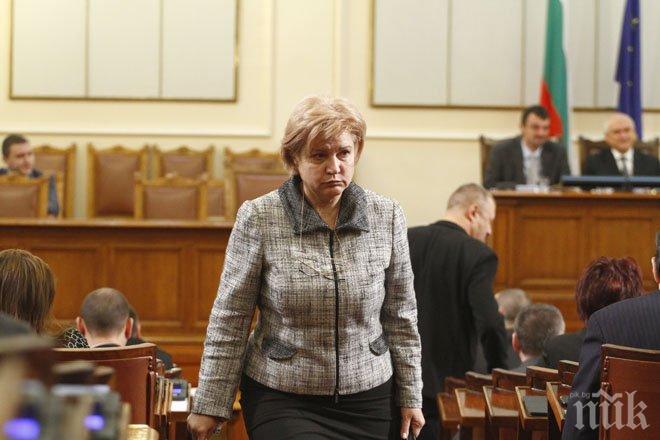 Менда: Недопустимо е служители в МВР, които не са на терен, да се пенсионират на 50!