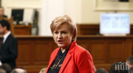 менда категорична откакто съм депутат фирмата печелила публични средства