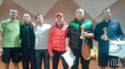 бойко спечели коледен турнир тенис двойки данчето христова поздрави снимки