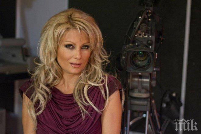 Венета Райкова със сребърна елха