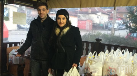 голямо сърце певица помогна пенсионерите посрещнат празниците