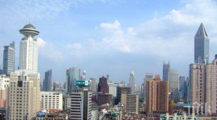 пекин предлага помощ русия