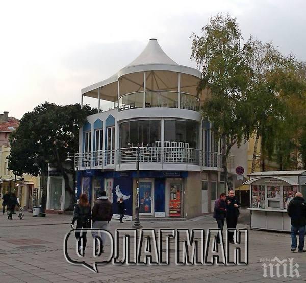 Реновираха „Ротондата” в Бургас
