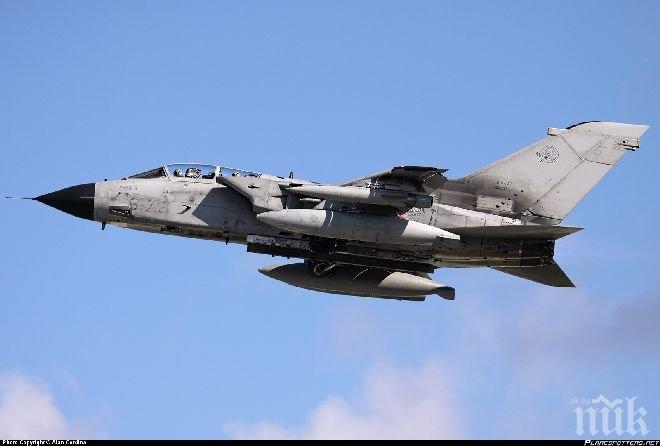 Американски самолет  се приземи извънредно на летище в Япония