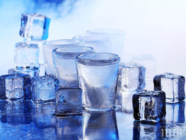 Българин създава леден бар в Лапландия