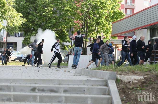 Шок! В София са арестувани 33-ма расисти, искали да нападнат цигани и протестиращи 