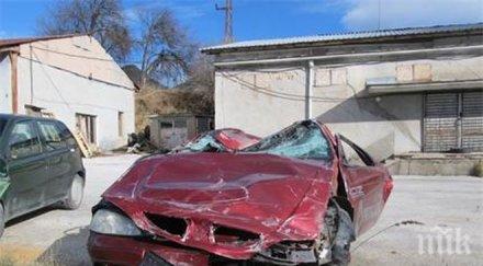 вижте младежите загинаха трагично зверската катастрофа девин снимки