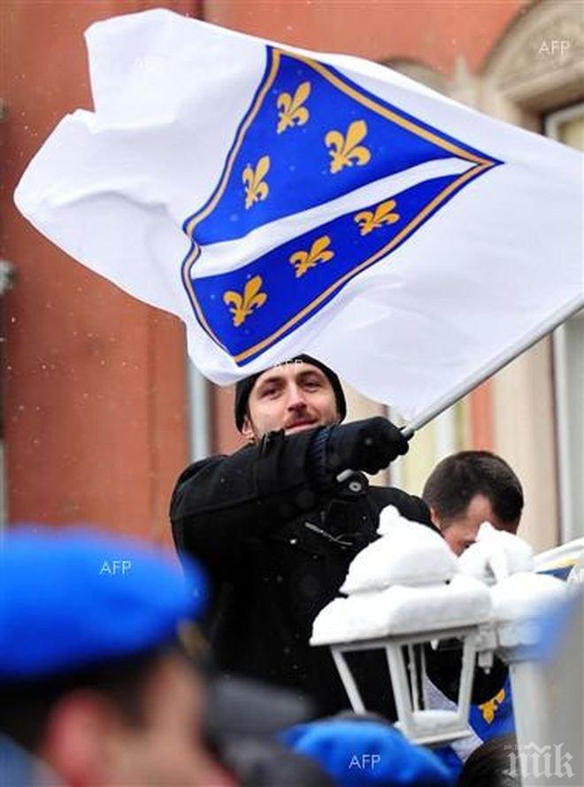 Стотици работници напускат пеша Босна и Херцеговина