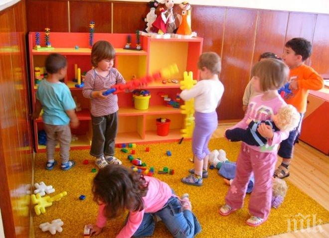 Трогателно! Деца от Силистра събраха пари за помощ на връстници в наводнената Мизия