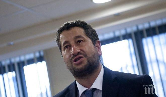 Нова страхотна издънка на правосъдния министър Иванов! КЗК му отмени обществена поръчка за 1,13 млн. лева