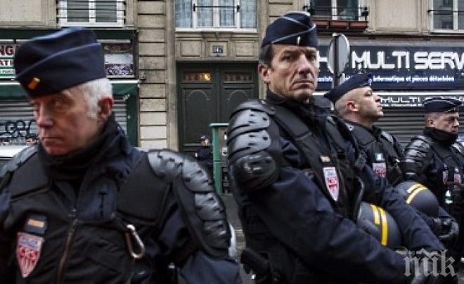 Франция засилва мерките за сигурност около Коледа