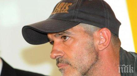 бандерас залюби години млада банкерка грифит лудна