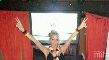 скандал уволниха учителка заради порно снимки