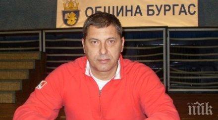 пламен христов фаворит треньорския пост гръцкия аек