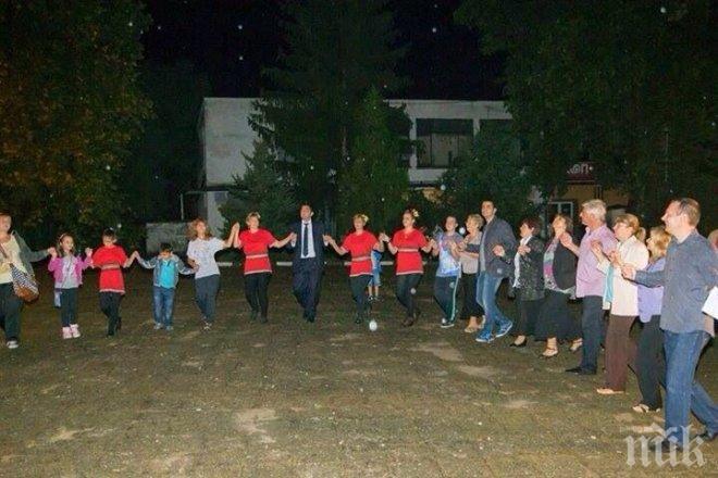 В Димитровград възраждат неделното хоро на площада