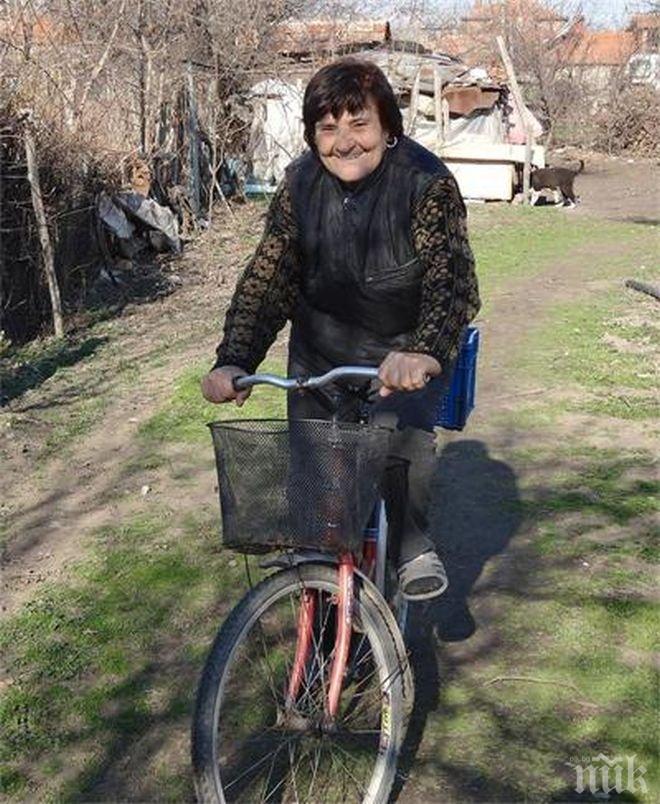 78-годишната баба Петра от Белозем смени пушката с лопата