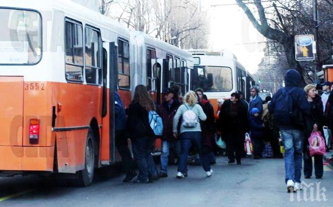 Автобусите по линия 66 в София са спрени заради лошото време	