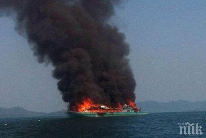 Турски пасажер видял поне четирима мъртви на горящия ферибот