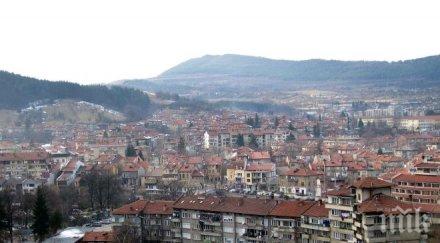 ниска безработица троян 2014