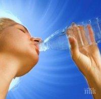 За пример! Жена изглежда с 10 години по-млада - пие по три литра вода на ден