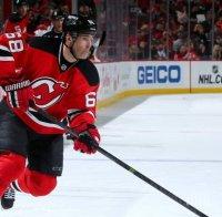 Почти на 43 години Ягър заби исторически хеттрик в НХЛ