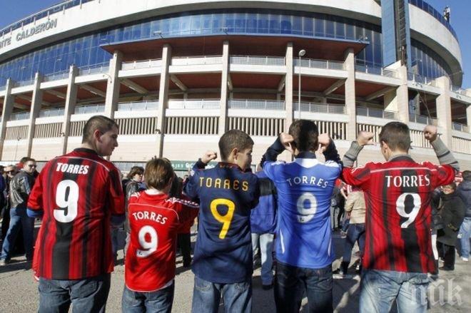 Велико!  Близо 50 хиляди посрещнаха Торес (видео)

