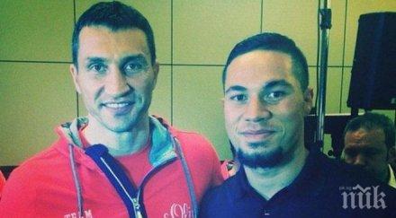 новозеландски талант помага кличко мача дженингс