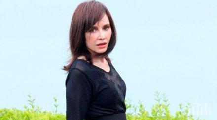 ирина флорин лудо влюбена забърса годишен младеж