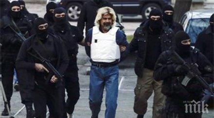 заловеният гръцки терорист готвел масово бягство затвор