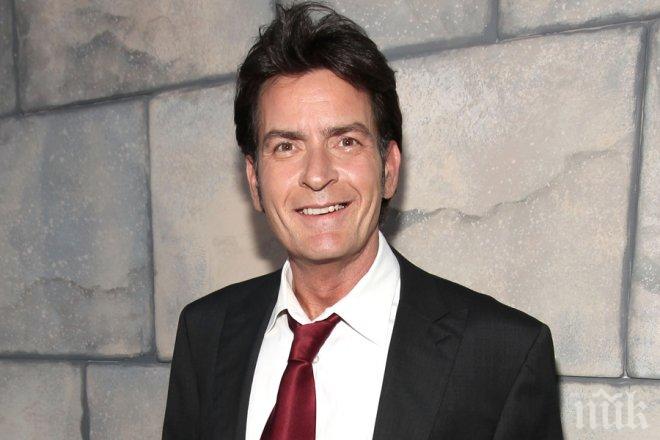 Нов скандал разтресе Холивуд! Чарли Шийн скочи на Ким Кардашиян, нарече д*пето й вонящ чувал
