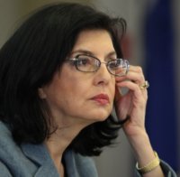 Кунева: Да се направи операция 