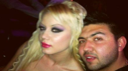 месеца смъртта гаджето певица върти кючеци масите снимки