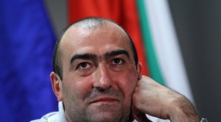 найден найденов ядосан заради плачи