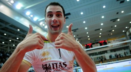 българин свири казийски учиков