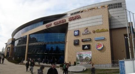 боят сити център софия бил планиран смята управителят мола