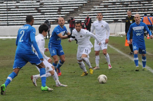 Силва: При титла си боядисвам косата