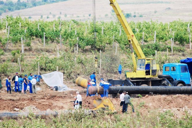 Морската част на „Южен поток“ остава за след 2014 г.