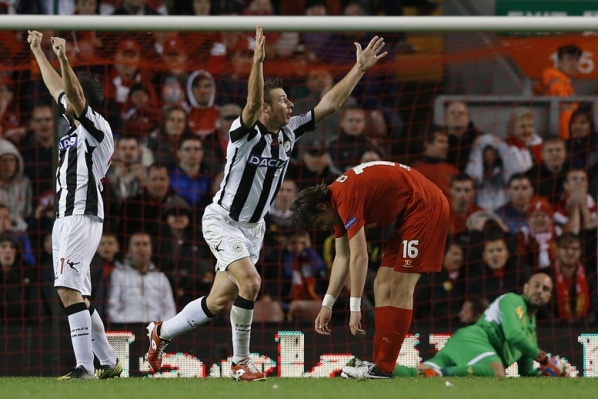 Търговец на вино подкрепи сам Удинезе