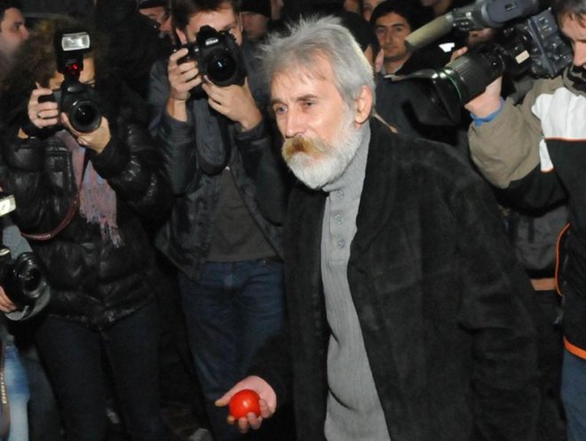 От кметството натискат да хвърляме домати в посока Позитано